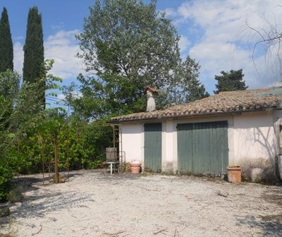 Spoleto vicinanze vendesi casaletto