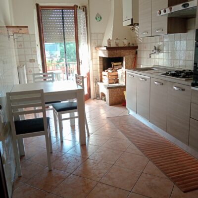 Spoleto vicinanze vendesi appartamento