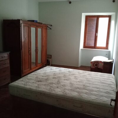 spoleto vicinanze vendesi casa singola