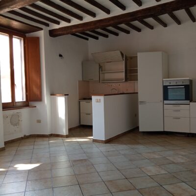 Spoleto affittasi appartamento