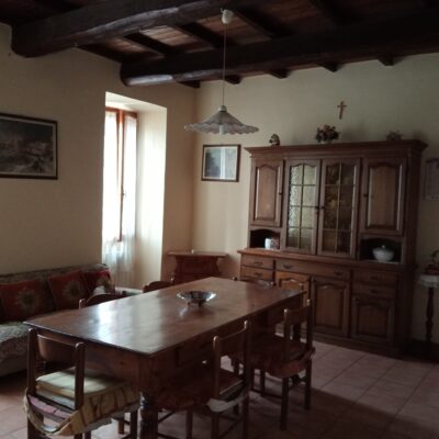 Bruna di Castel Ritaldi vendesi casale